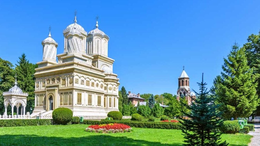 București · Sinaia · Curtea de Argeș — imaginea 2