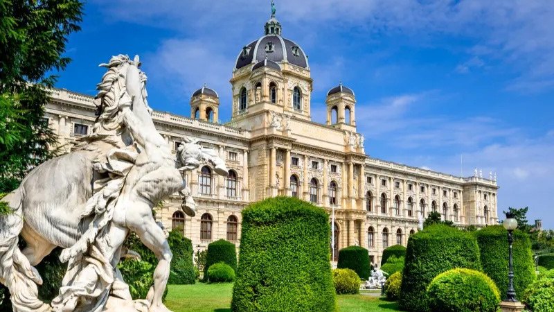 Viena · Budapesta în patru zile — imaginea 1
